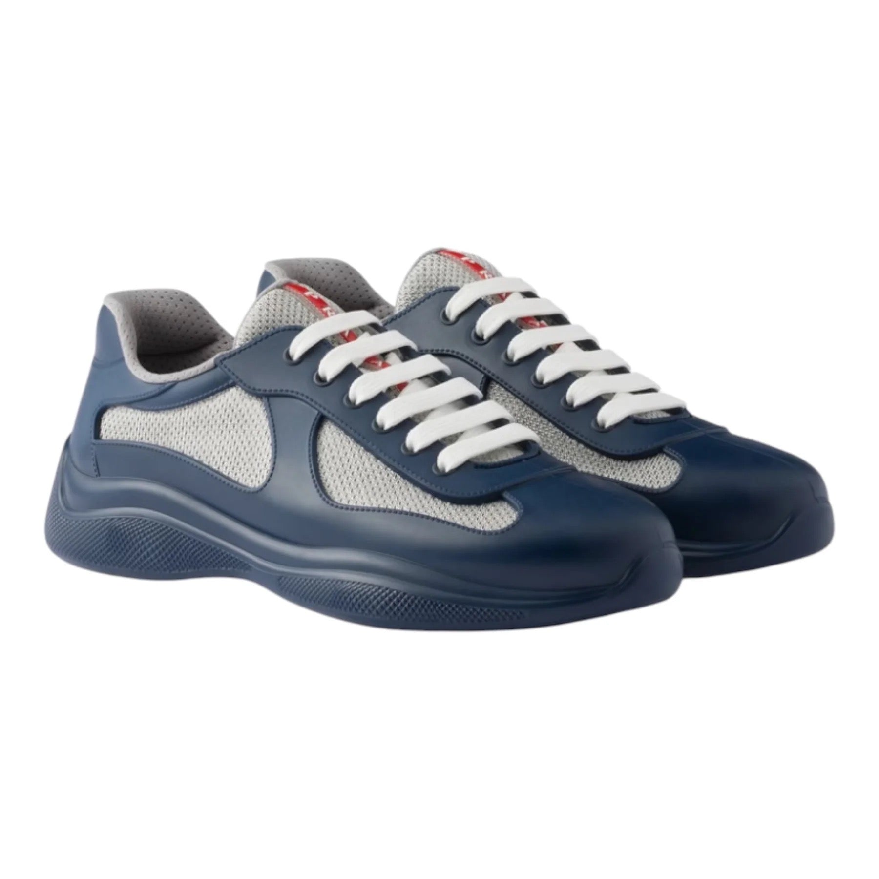 "Leder Cups" Sneaker